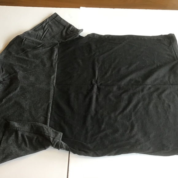 Guess signature men T-shirt gray & black size M. Short Sleeve - Picture 8 of 9